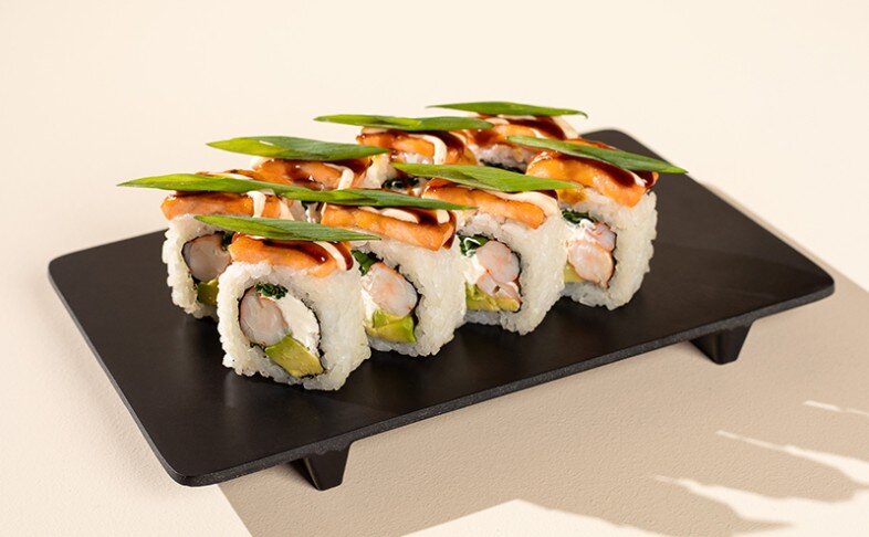 Ролл Спайси лосось 250г