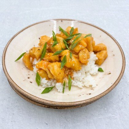 Курица в кисло-сладком соусе с рисом