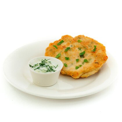 Котлета нежная с греческим соусом