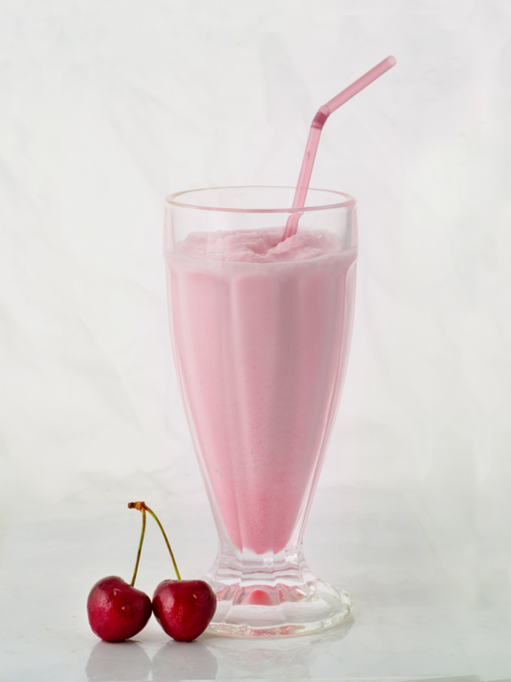 Молочный коктейль с вишней