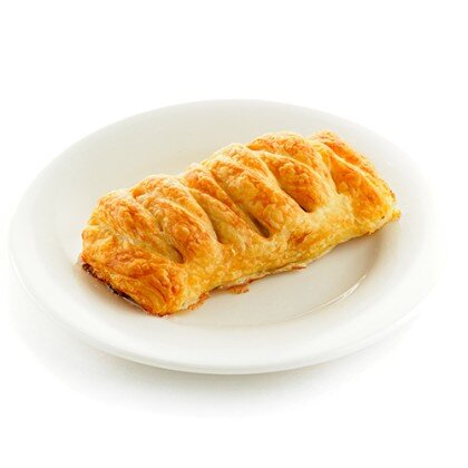 Пирожок слоенный с сезонными ягодами