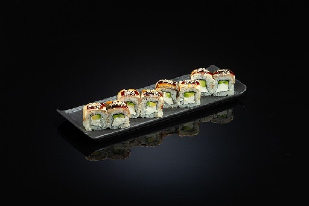 Ролл "Унаги урамаки"