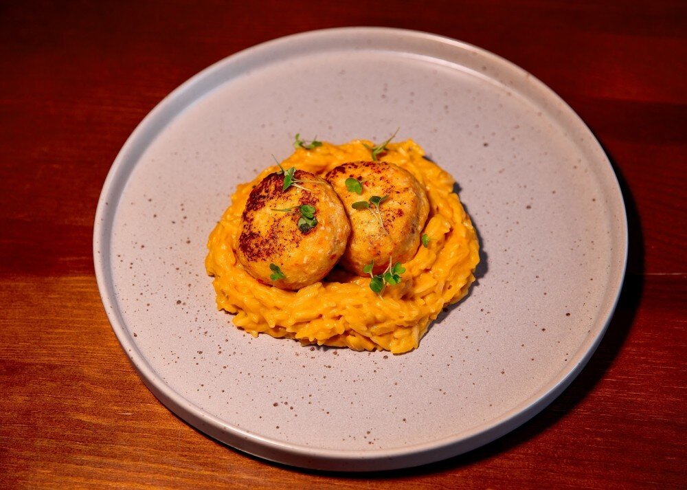 *Креветочные котлеты с пастой Орзо