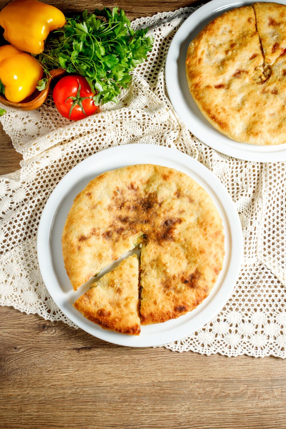 Пирог с мясом и сыром сулугуни 600гр