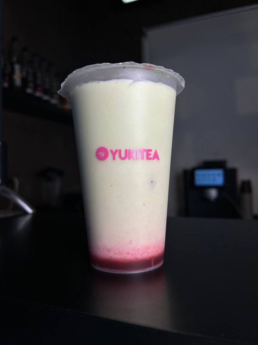 КЛУБНИЧНЫЙ ЛАТТЕ 500 МЛ