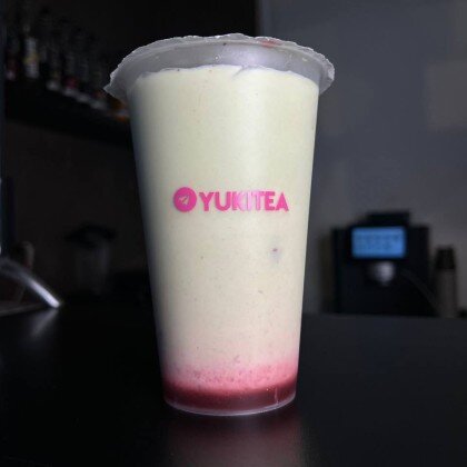 КЛУБНИЧНЫЙ ЛАТТЕ 500 МЛ