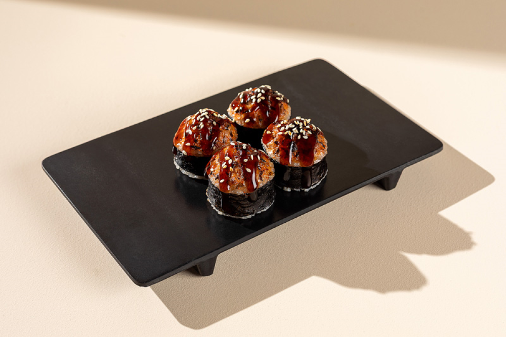 Ролл Запеченный с шиитаке (4 шт) 150г