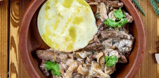 Бефстроганов из жеребятины