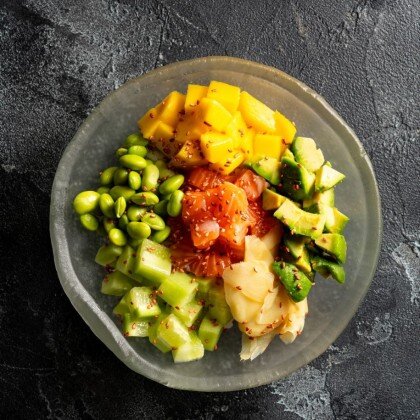 Поке с лососем и тунцом