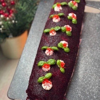 Салат рулет сельдь под шубой