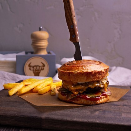 Чизбургер с сыром