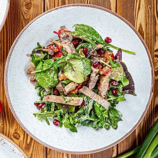 Салат с языком говядины