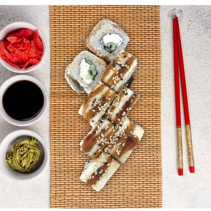 Ролл Канадский с Угрем, 8 шт (220 г)