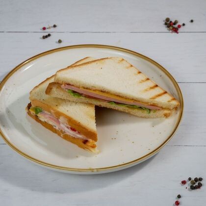 Сэндвич с ветчиной