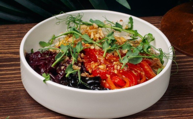 Татарский салат с редькой и языком