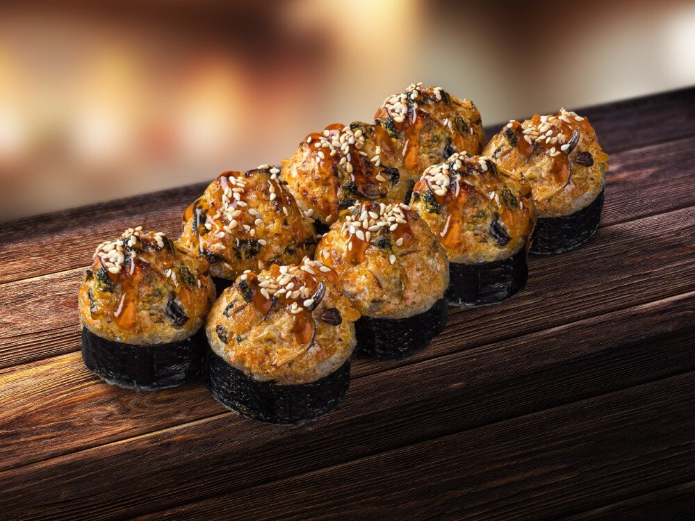 Запеченный ролл с мидиями и крабом