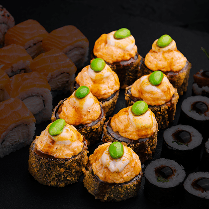 Хрустящий лосось запеченный с авокадо