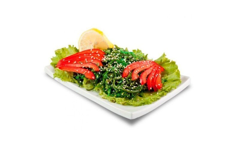 Салат чука с овощами