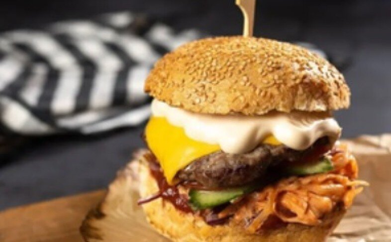 Бургер с мраморной говядиной