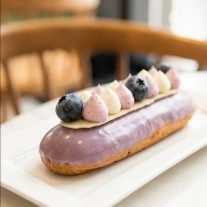 Эклер Черника-Ваниль