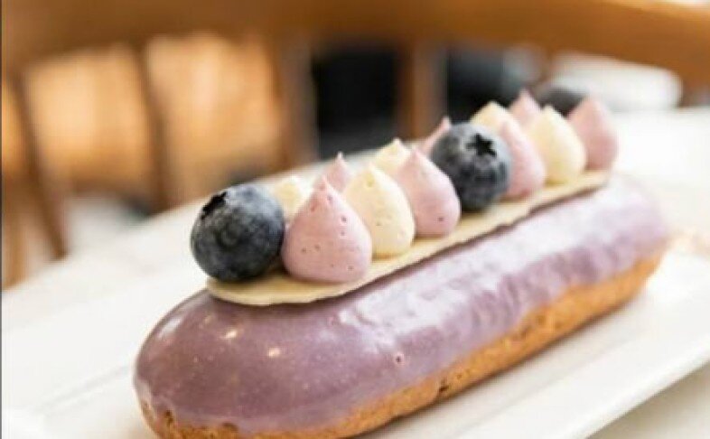 Эклер Черника-Ваниль