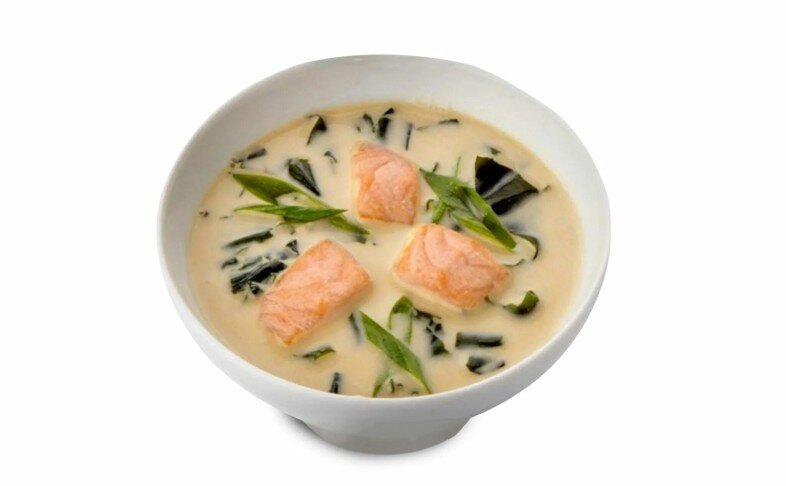Сливочный суп с лососем