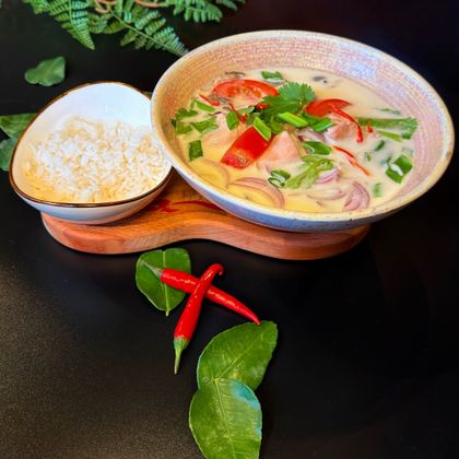 Том Кха с курицей 1/2