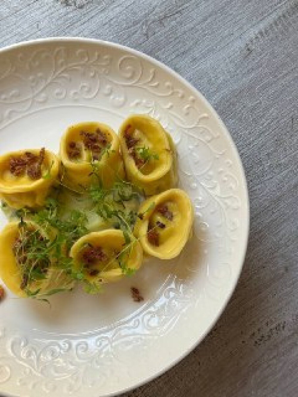 Ярушки с 3-мя видами мяса с горчичным соусом и хрустящим беконом