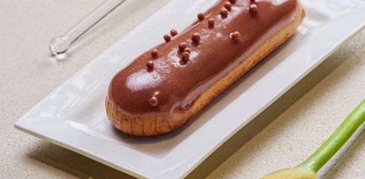 Эклер Карамельный