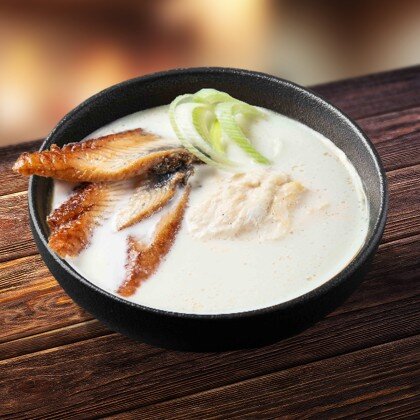 Сливочный суп с угрем