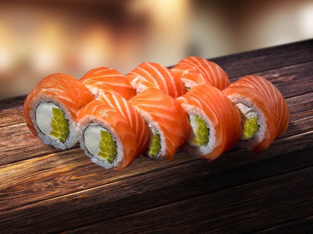 Филадельфия с лососем и такуаном