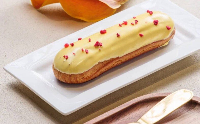 Эклер малина-маракуйя