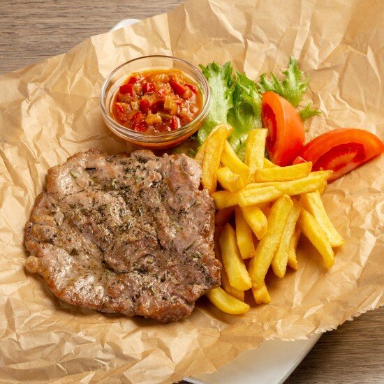 Стейк свиной с фри