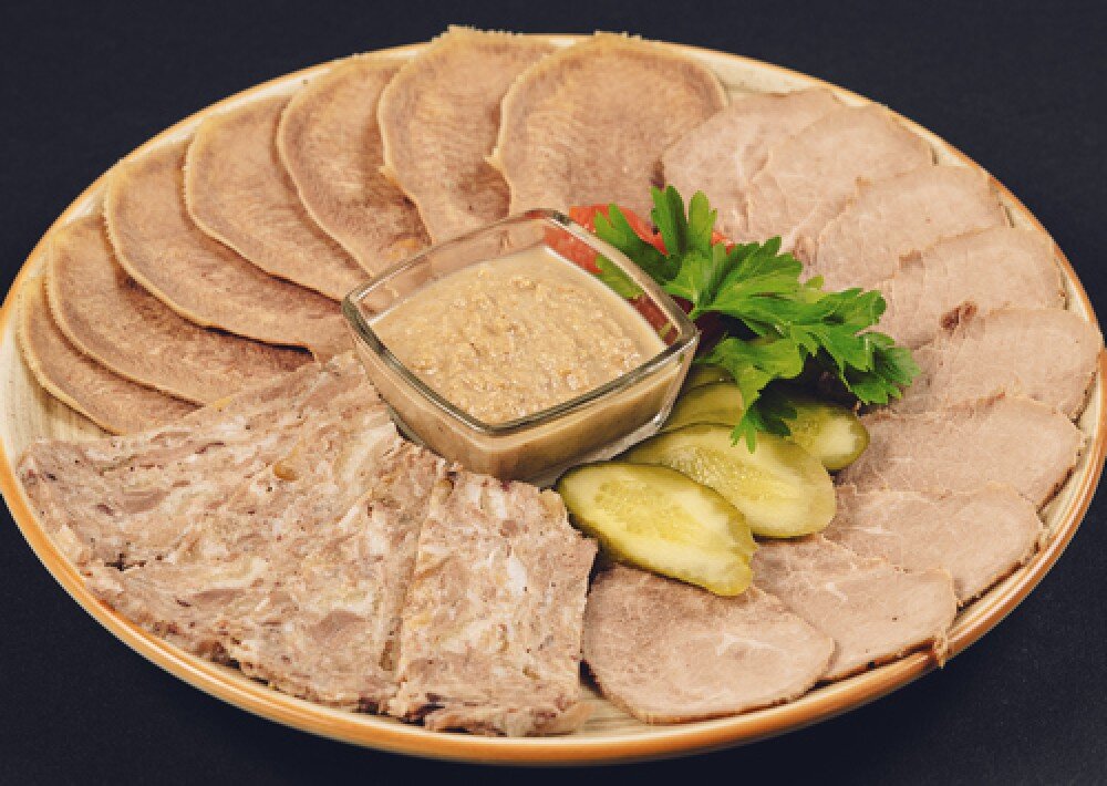 Мясная тарелка