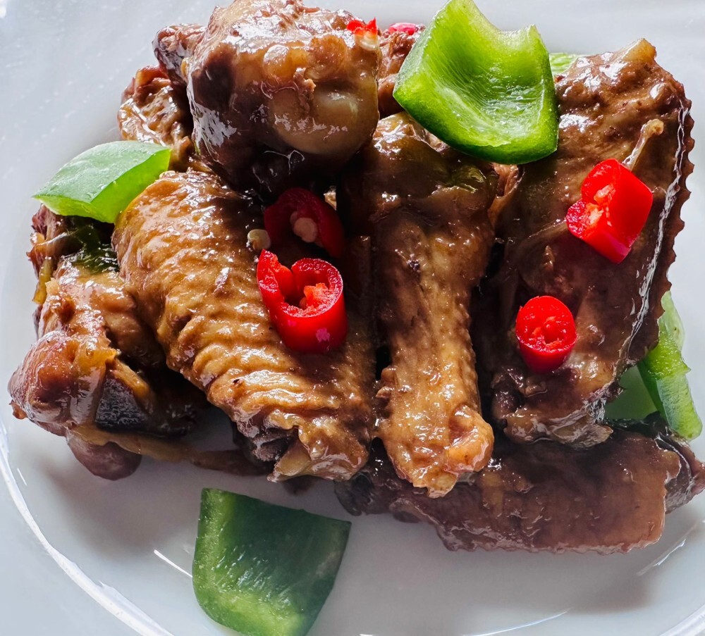 #62 Крылья куриные с болгарским перцем в соусе