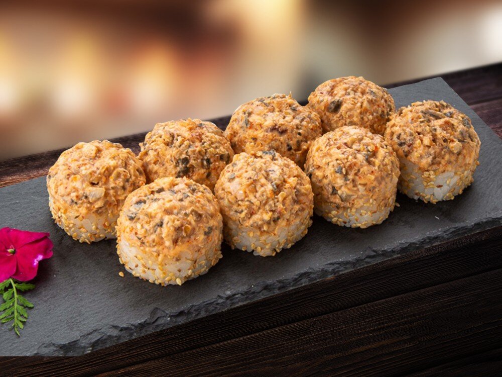 Острый ролл с угрем LUX