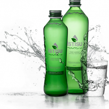 Минеральная вода Истису (Istisu) стекло