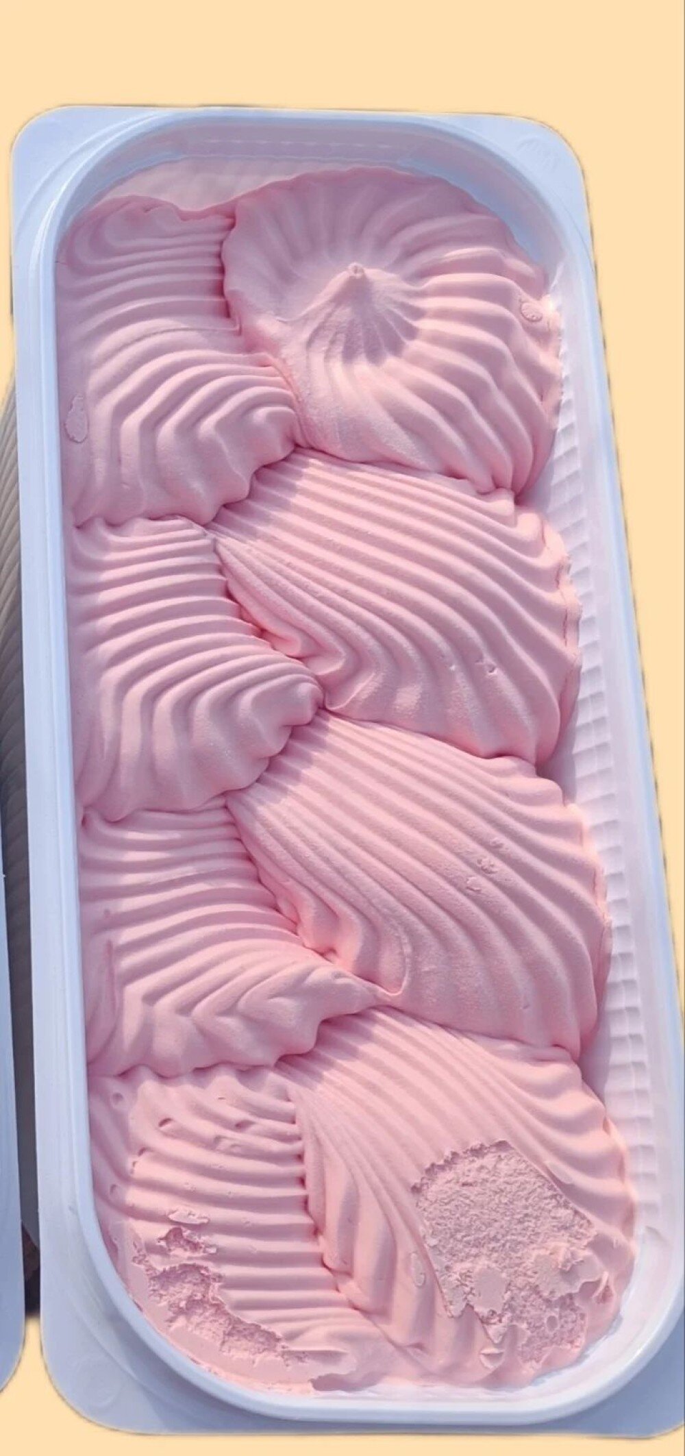 МОРОЖЕНОЕ КЛУБНИЧНОЕ