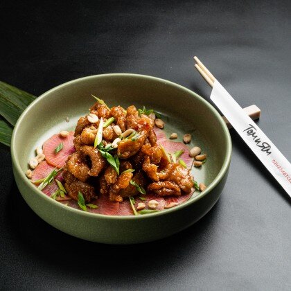 ЦЫПЛЕНОК ЧИЛИ С АРБУЗНЫМ РЕДИСОМ