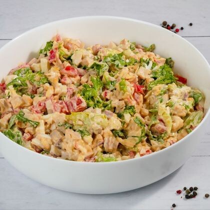 Салат с яйцом и кальмаром 200гр