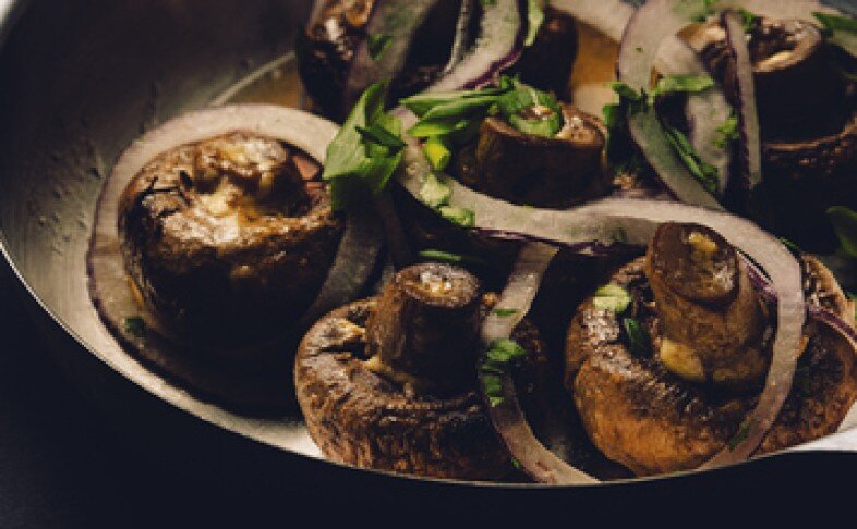 Жаренные шампиньоны на мангале