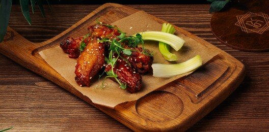 Куриные крылья в соусе «Барбекю»