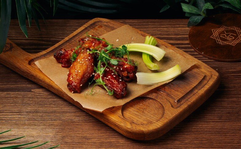 Куриные крылья в соусе «Барбекю»