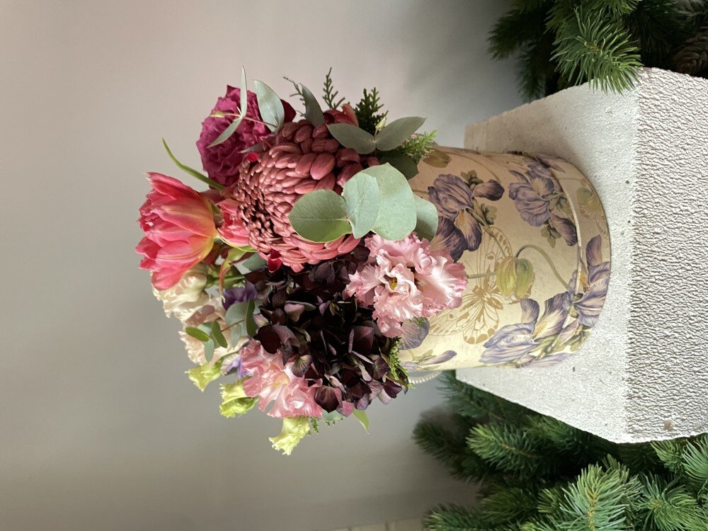 Композиция с цветами "Вдохновение"