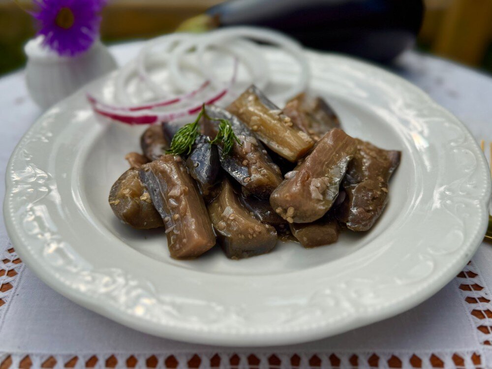 Баклажаны маринованные с чесночком с доставкой