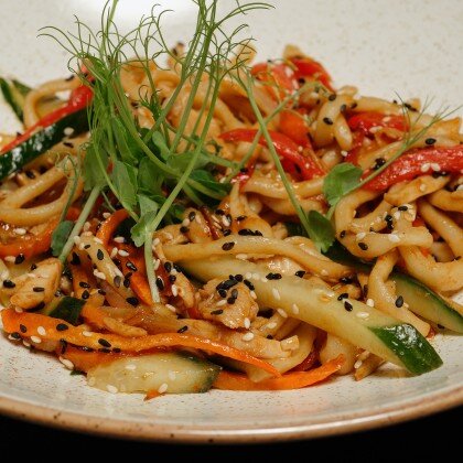 Лагман по - Тайски с курицей и овощами