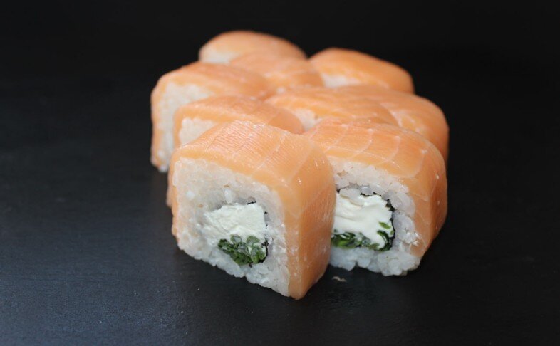 Филадельфия с зеленым луком