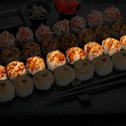 Запеченный лосось в брусничном соусе