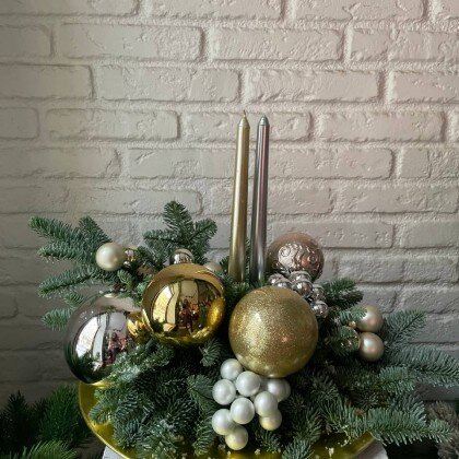 Композиция на блюде