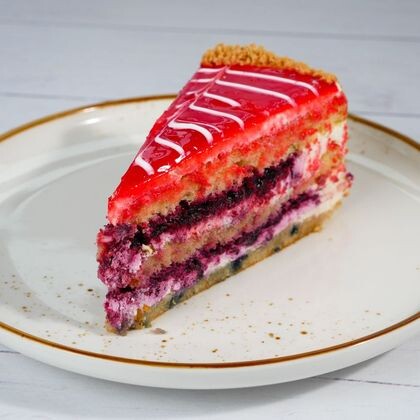 Торт ванильно ягодный 1 порц